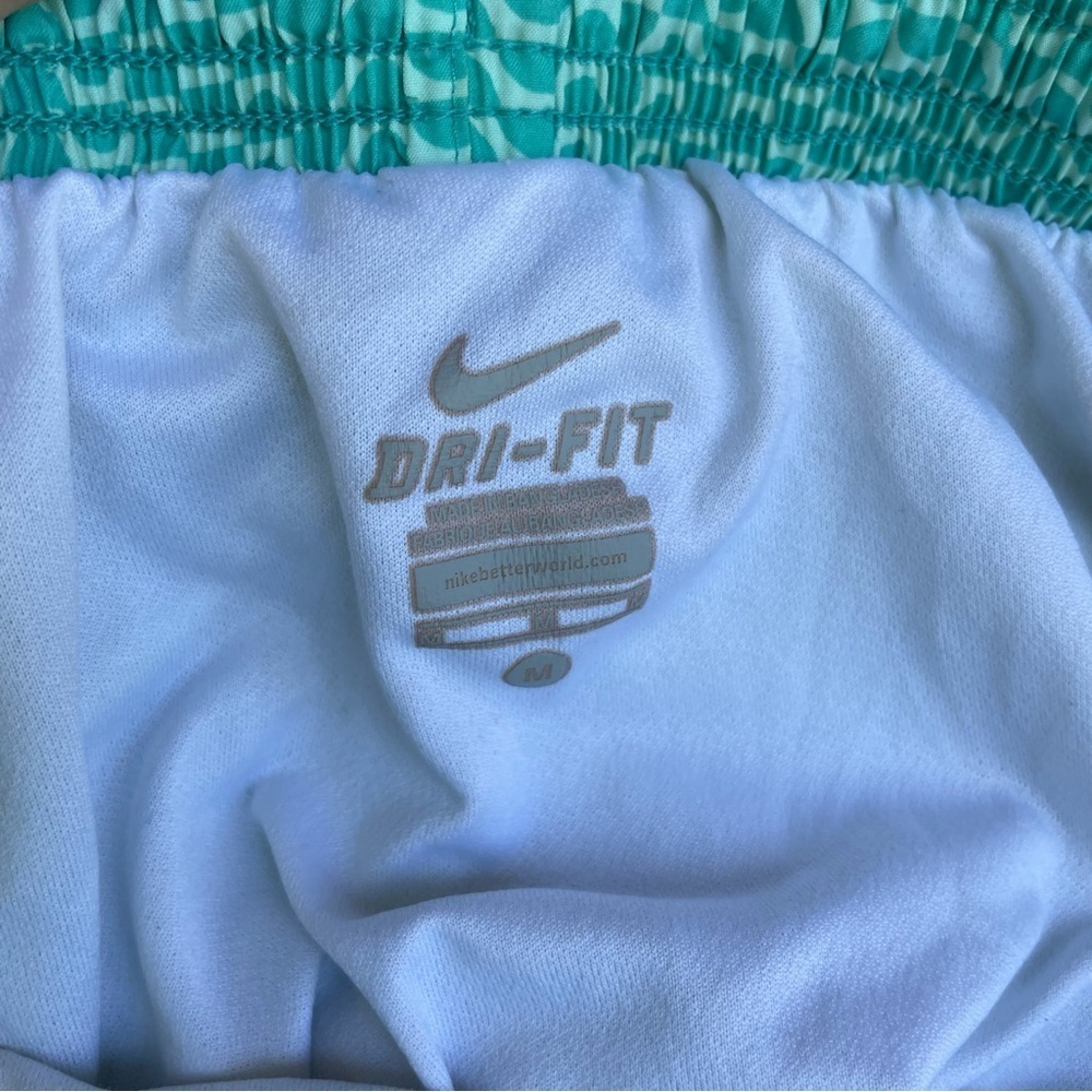 NIKE Women’s Dri Fit Teal White Athletic Shorts Size Small - Picture 8 of 9